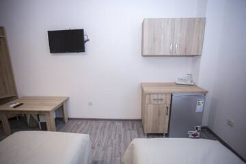 Фото номера Двухместный номер с 2 отдельными кроватями Отель Hotel Garanti г. Батуми 8
