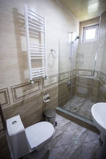 Фото номера Семейный люкс Отель Hotel Garanti г. Батуми 15