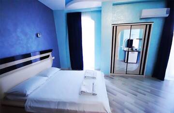 Фото номера Суперлюкс Отель Black Sea Star Batumi г. Батуми 8