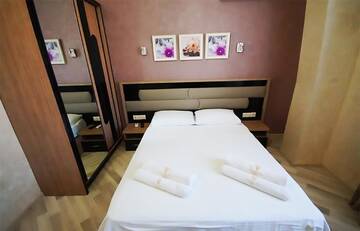 Фото номера Стандартный двухместный номер с 1 кроватью Отель Black Sea Star Batumi г. Батуми 2