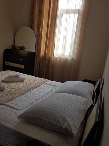 Фото номера Двухместный номер Делюкс с 1 кроватью Гостевой дом Nia Guest House г. Батуми 2