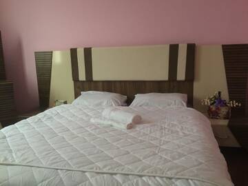 Фото номера Большой двухместный номер с 1 кроватью Гостевой дом Nia Guest House г. Батуми 3
