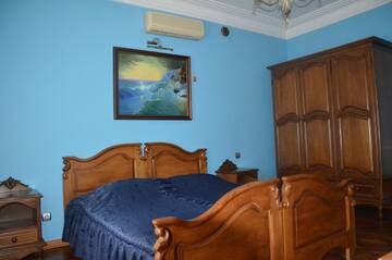 Фото номера Двухместный номер с 1 кроватью и балконом Гостевой дом Guesthouse Parnavaz Mepe г. Батуми 3