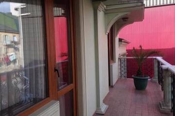 Фото номера Двухместный номер с 2 отдельными кроватями Гостевой дом Guesthouse Parnavaz Mepe г. Батуми 6