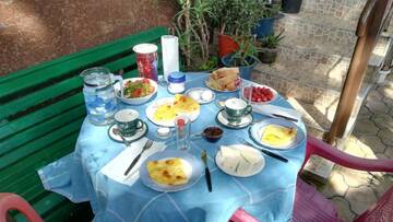 Фото номера Номер Делюкс Гостевой дом Guest House Nadejda г. Батуми 2