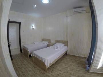 Фото номера Классический трехместный номер Отель Hotel Batumi Inn г. Батуми 15