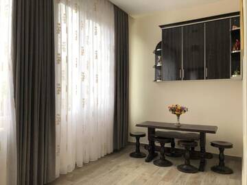 Фото номера Классический трехместный номер Гостевой дом TEMO GUEST HOUSE 10 г. Батуми 7