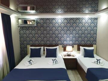 Фото номера Семейный номер Отель Hotel Park г. Батуми 4