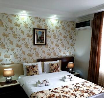Фото номера Двухместный номер с 1 кроватью Отель Hotel Park г. Батуми 4