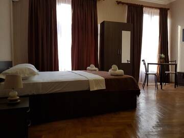 Фото номера Номер Делюкс (для 2 взрослых и 1 ребенка) Отель Hotel Homeland г. Батуми 10