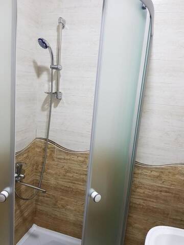 Фото номера Номер Делюкс (для 2 взрослых и 1 ребенка) Отель Hotel Homeland г. Батуми 12