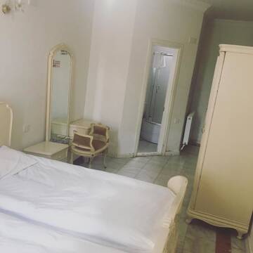 Фото номера Бюджетный двухместный номер с 1 кроватью Отель Richeuli Villa г. Батуми 8