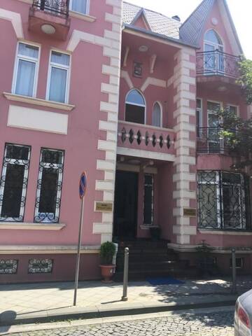 Фото номера Бюджетный двухместный номер с 1 кроватью Отель Richeuli Villa г. Батуми 13