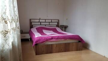 Фото номера Апартаменты с общей ванной комнатой Гостевой дом Guest House ERA Square г. Батуми 5