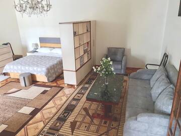 Фото номера Апартаменты Делюкс Мини-отель Sweet Home at Ninoshvili 3 г. Батуми 7