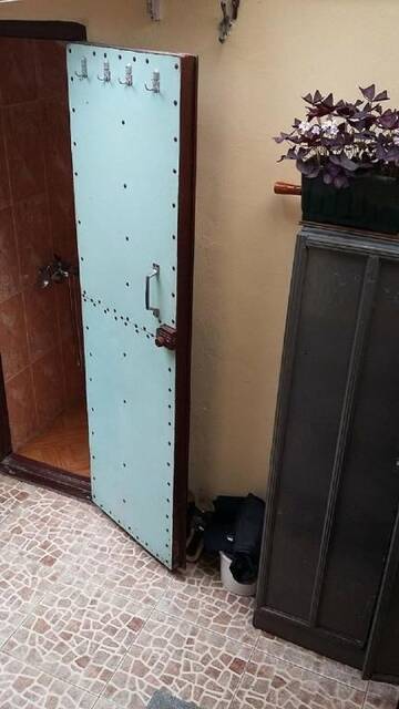 Фото номера Большой двухместный номер с 1 кроватью Гостевой дом adin komnata udobstvami г. Батуми 12