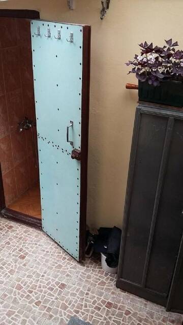 Фото номера Большой двухместный номер с 1 кроватью Гостевой дом adin komnata udobstvami г. Батуми 9