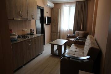 Фото номера Апартаменты с 1 спальней Отель Jeal Apartments г. Батуми 3