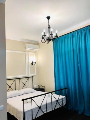 Фото номера Двухместный номер Делюкс с 1 кроватью Гостевой дом #HOME-11 г. Батуми 30