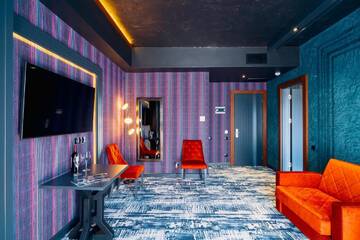 Фото номера Люкс с видом на город Отель Tapis Rouge Boutique Hotel г. Батуми 8