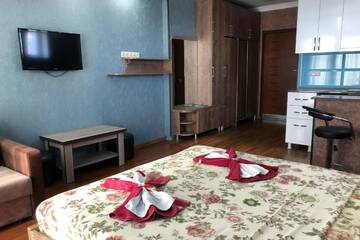 Фото номера Апартаменты-студио с видом на море Апарт-отели BLACK SEA SIDE APARTMENTS г. Батуми 5