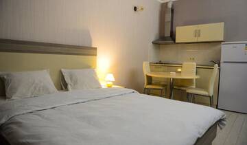 Фото номера Апартаменты-студио Апарт-отели BLACK SEA SIDE APARTMENTS г. Батуми 6