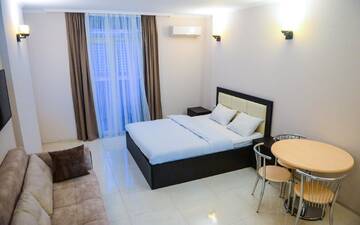 Фото номера Апартаменты-студио с видом на море Апарт-отели BLACK SEA SIDE APARTMENTS г. Батуми 6