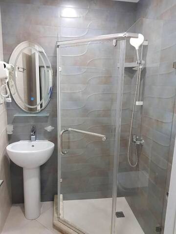 Фото номера Апартаменты с видом на море Отель Hotel Orbi Sea Towers г. Батуми 44