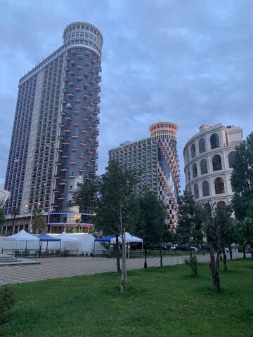 Фото номера Апартаменты с видом на море Отель Hotel Orbi Sea Towers г. Батуми 7