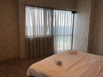 Фото номера Представительский люкс Отель Hotel Orbi Sea Towers г. Батуми 16