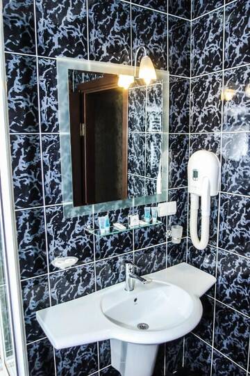 Фото номера Люкс Отель Hotel Istanbul г. Батуми 4