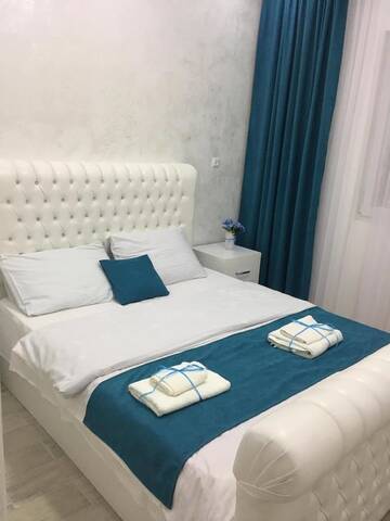 Фото номера Двухместный номер с 1 кроватью и балконом Гостевой дом Nikas Guest House г. Батуми 7