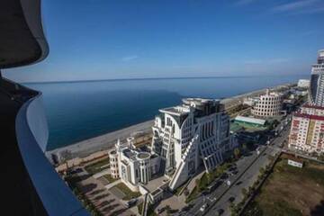Фото номера Улучшенный семейный номер Отели типа «постель и завтрак» APART HOTEL ORBI RESIDENCE г. Батуми 2