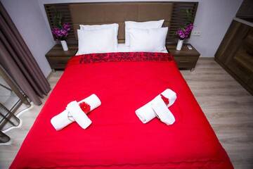 Фото номера Апартаменты с видом на бассейн Отели типа «постель и завтрак» APART HOTEL ORBI RESIDENCE г. Батуми 4
