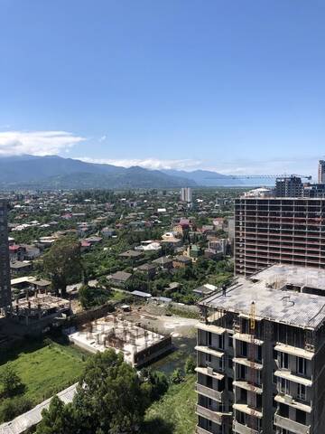 Фото номера Двухместный номер с 1 кроватью и балконом Отель Orange Home Hotel г. Батуми 12