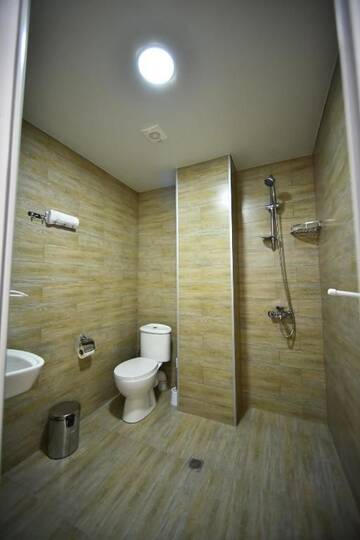 Фото номера Стандартный двухместный номер с 1 кроватью Отель Orange Home Hotel г. Батуми 12