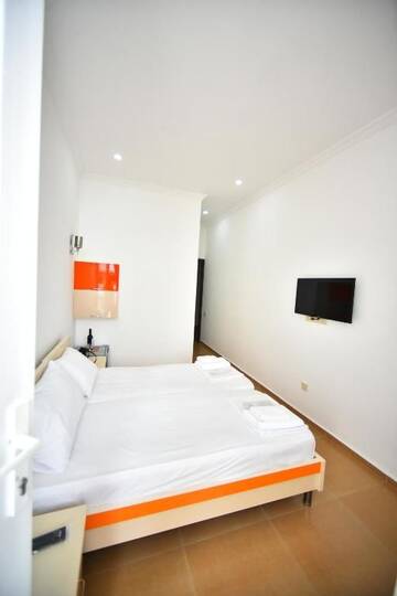 Фото номера Стандартный двухместный номер с 1 кроватью Отель Orange Home Hotel г. Батуми 23