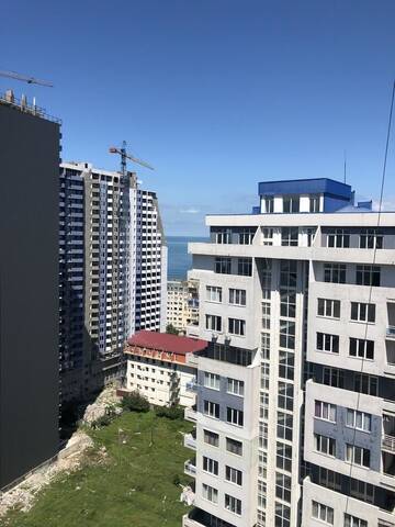Фото номера Двухместный номер с 1 кроватью и балконом Отель Orange Home Hotel г. Батуми 5