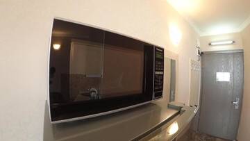 Фото номера Апартаменты с балконом Апарт-отели Sun Apartment Batumi г. Батуми 22