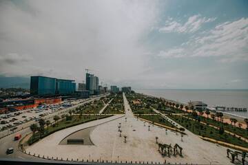 Фото номера Улучшенный двухместный номер с 1 кроватью Отель Orbi Beach Tower Hotel Official г. Батуми 12