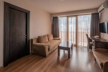 Фото номера Двухместный номер Делюкс с 1 кроватью и видом на море Отель Orbi Beach Tower Hotel Official г. Батуми 3