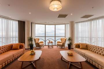 Фото номера Президентский люкс Отель The Grand Gloria Hotel г. Батуми 4