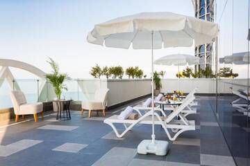 Фото номера Люкс с террасой Отель The Grand Gloria Hotel г. Батуми 6