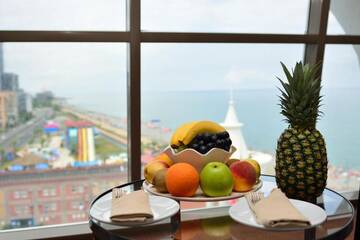 Фото номера Двухместный номер Делюкс с 1 кроватью Отель The Grand Gloria Hotel г. Батуми 4