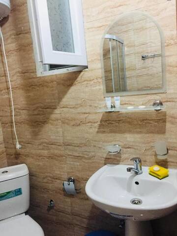 Фото номера Двухместный номер Делюкс с 1 кроватью и балконом, вид на море Апарт-отели Selazir apartment г. Батуми 12