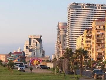 Фото номера Двухместный номер Делюкс с 1 кроватью и балконом, вид на море Апарт-отели Selazir apartment г. Батуми 37