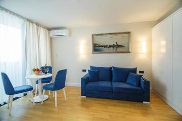 Фото номера Апартаменты Делюкс Отель Hotel Orbi sea view г. Батуми 13