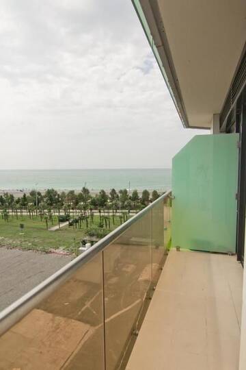 Фото номера Полулюкс Апарт-отели Bellevue Residential Hotel Batumi г. Батуми 13