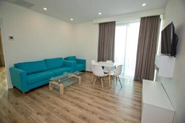 Фото номера Семейный люкс с балконом Апарт-отели Bellevue Residential Hotel Batumi г. Батуми 3