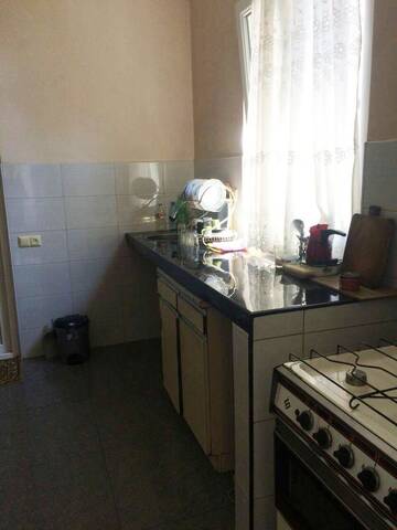 Фото номера Стандартный семейный номер Гостевой дом Batumi Guesthouse 28a г. Батуми 12